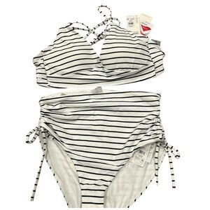 Chic Striped Bikini Set in Black and White